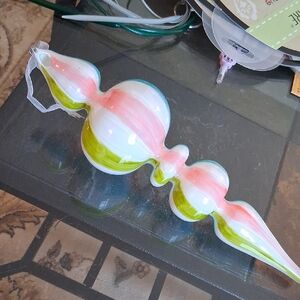 HANDBLOWN GLASS ORNAMENT